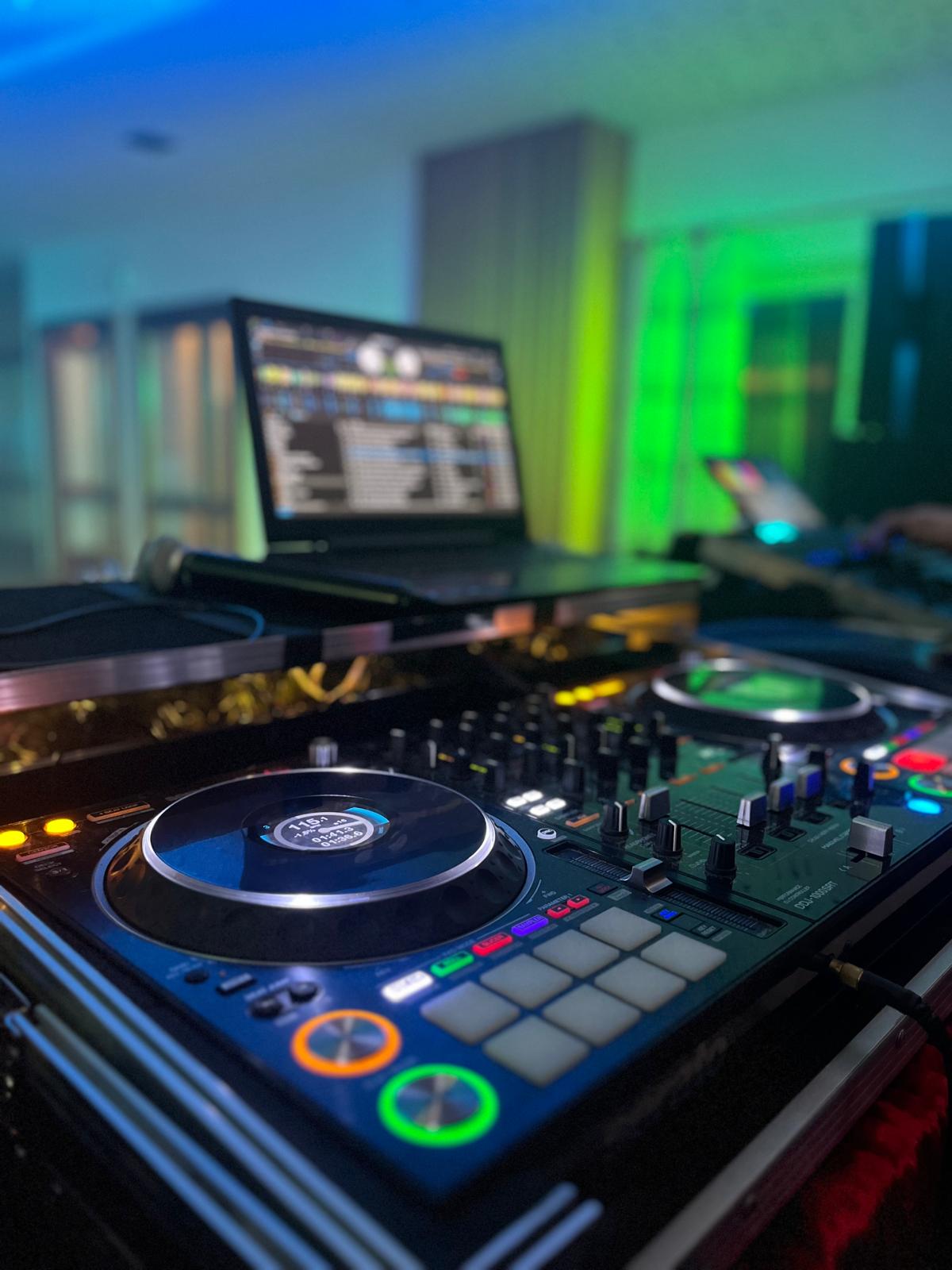 DJ Controller Nahaufnahme